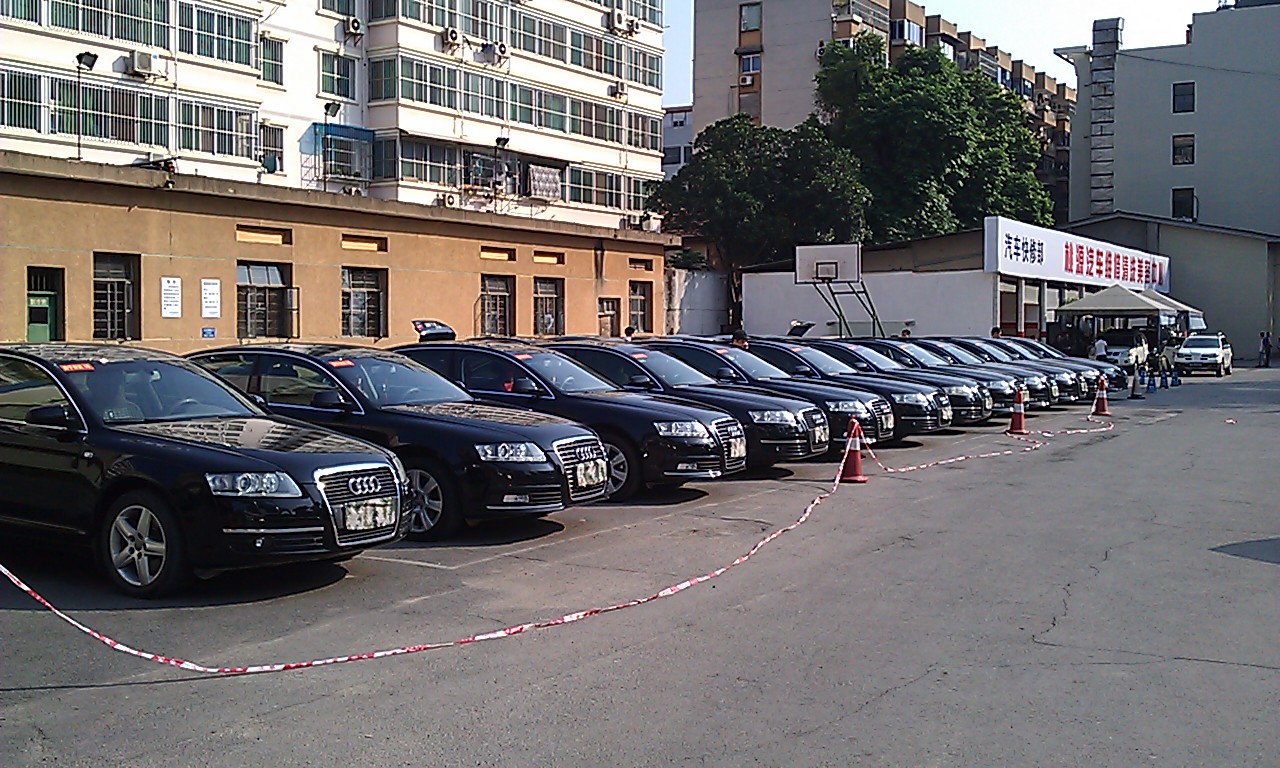 奥迪新a6l - 5-7座轿车 - 车型导航 - 南宁5-61座包车