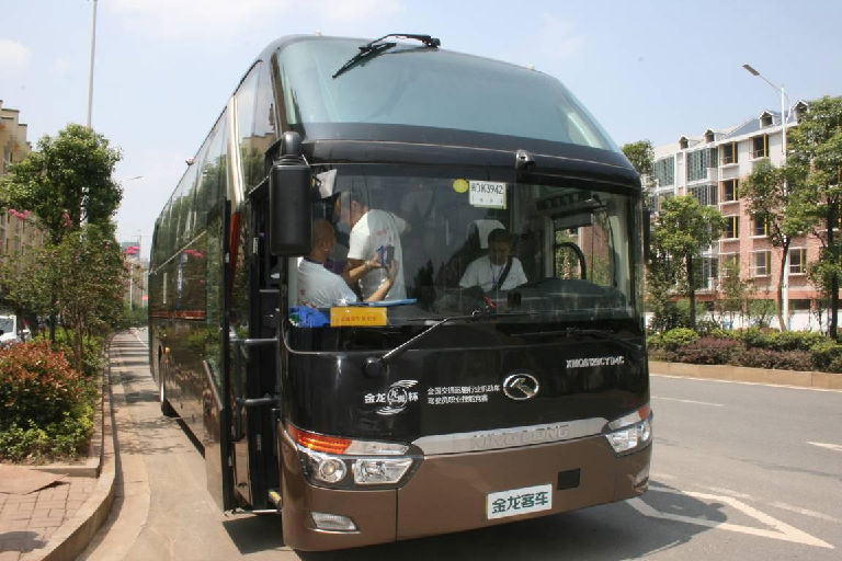 大金龙xmq6128y