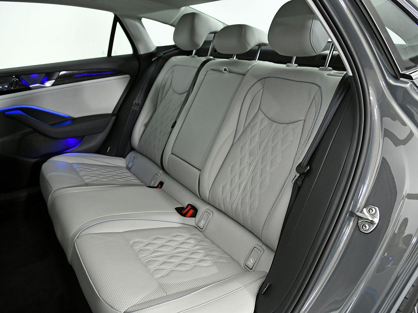 1400x1050_autohomecar__ChtlyGYpqY6ASxaIAB6xt-0KCwY935.jpg