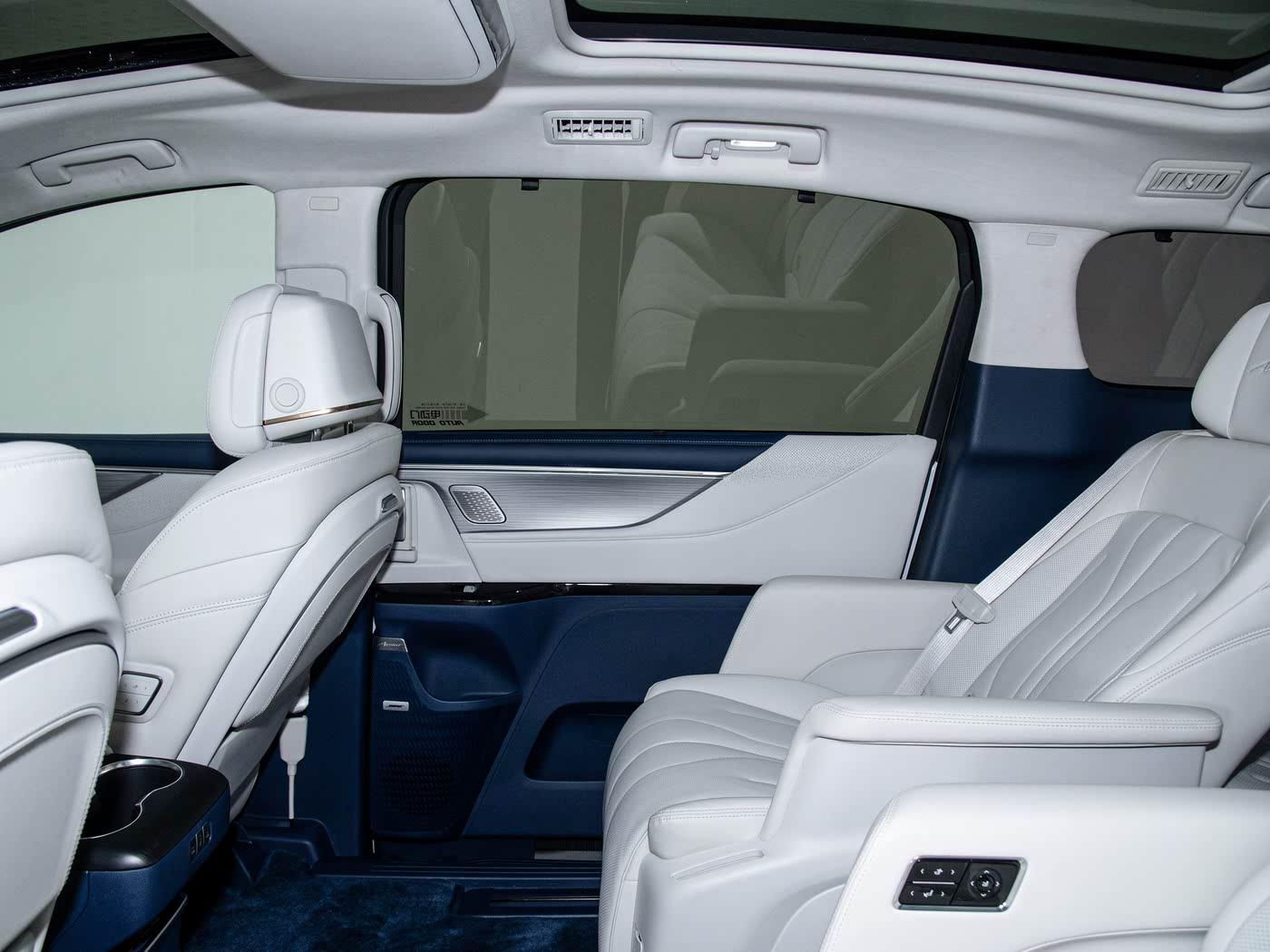 1400x1050_autohomecar__ChtlyGYnt8KAM6vrAC-ZMYC9fM0534.jpg