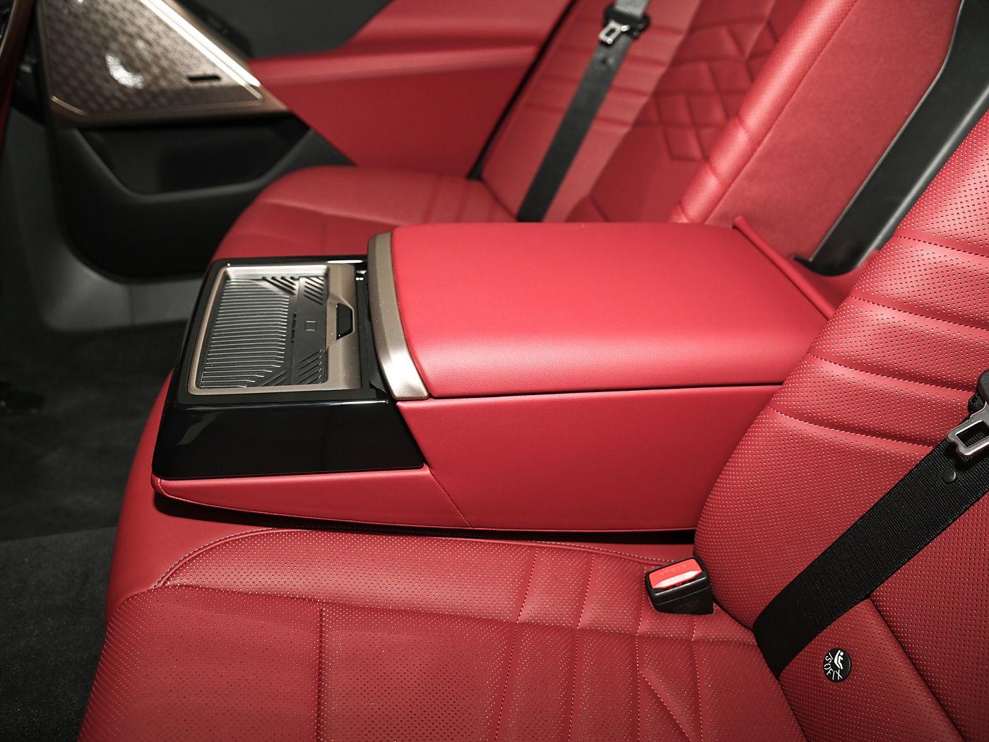 1400x1050_autohomecar__Chtk2WZpmaqADekFACeJANlEZjs126.jpg