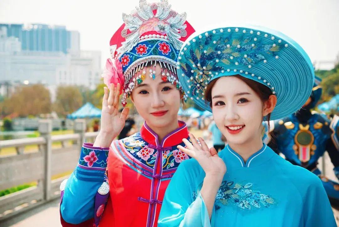 中越友谊新篇开启，红色旅游热潮来袭 — 华骋车旅助力“胡志明足迹”之旅无忧出行！