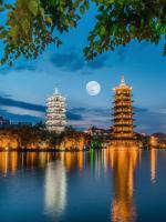 ​“我已在脑海中寻找桂林很久了”——澳洲艺术家深度游广西，为什么他们选择定制包车？